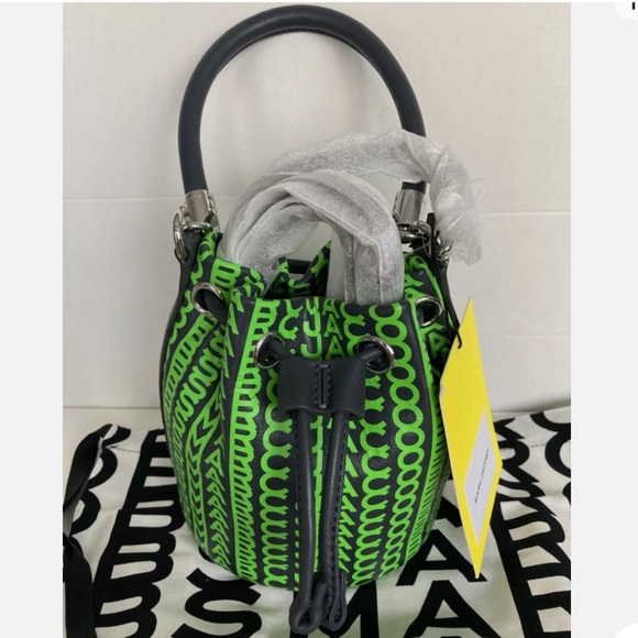 Marc Jacobs Lamb Leather Bucket Crossbody Bag Grey/ Green Very Rare - NWT - Picture 2 of 10